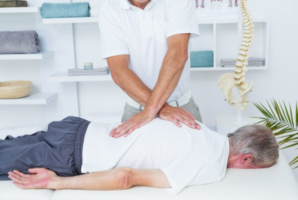 Tratamiento holístico del dolor de cuello y espalda